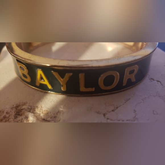 Baylor University Green and gold clasp hinge bangle Emerson Street Clothing Co - Picture 4 of 16